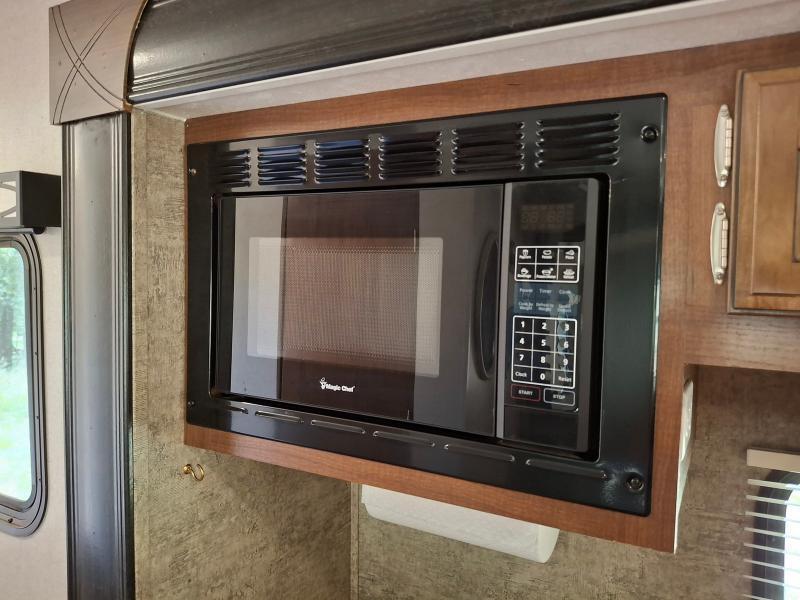 Coachmen Freedom Express  2018