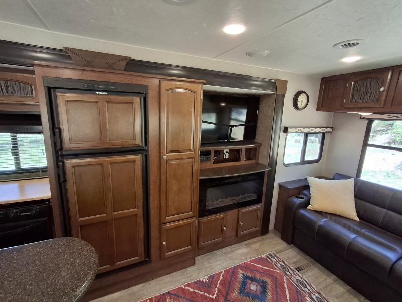Coachmen Freedom Express  2018