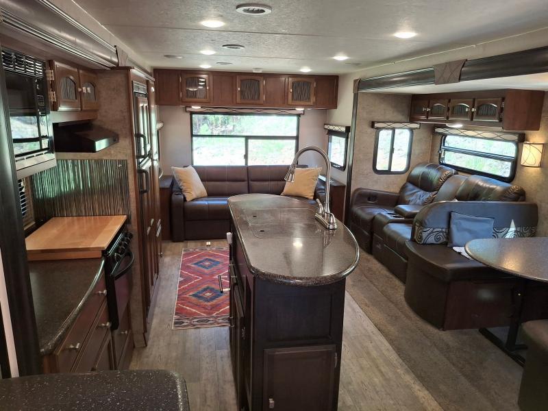 Coachmen Freedom Express  2018