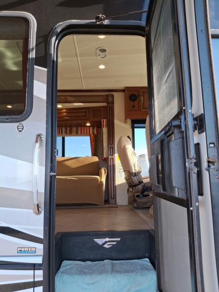Fleetwood Bounder  2015
