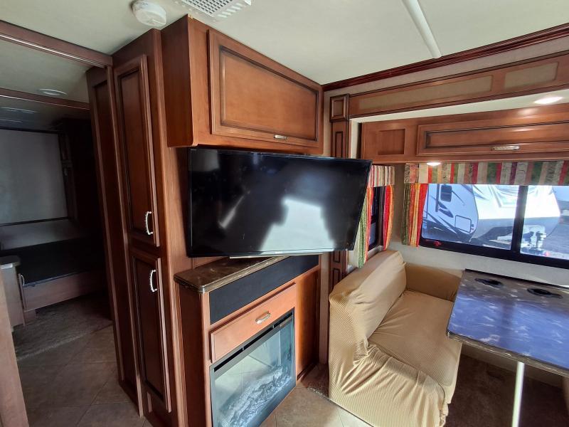 Fleetwood Bounder  2015