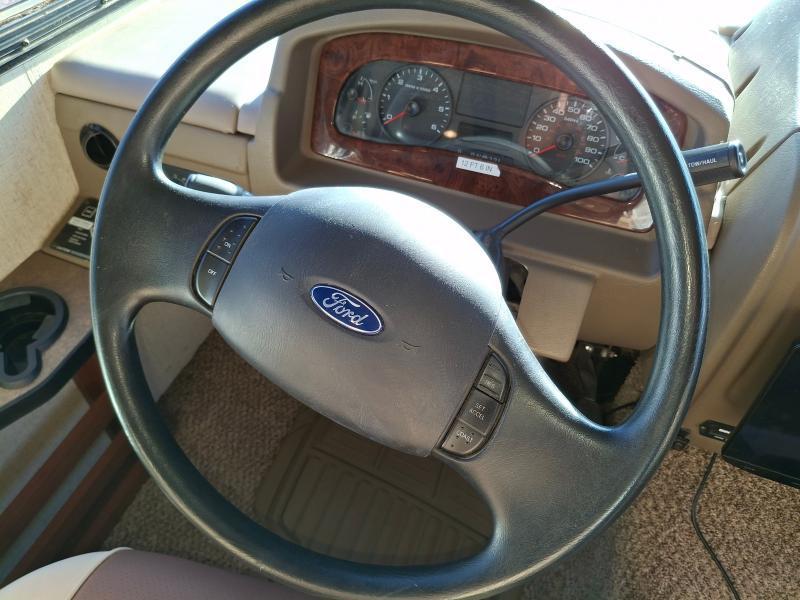 Fleetwood Bounder  2015
