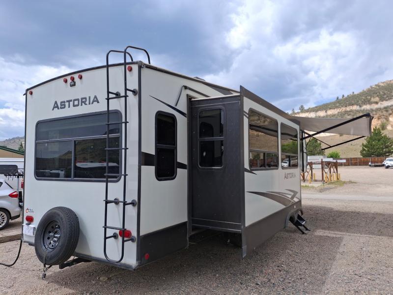 Dutchmen Astoria  2019