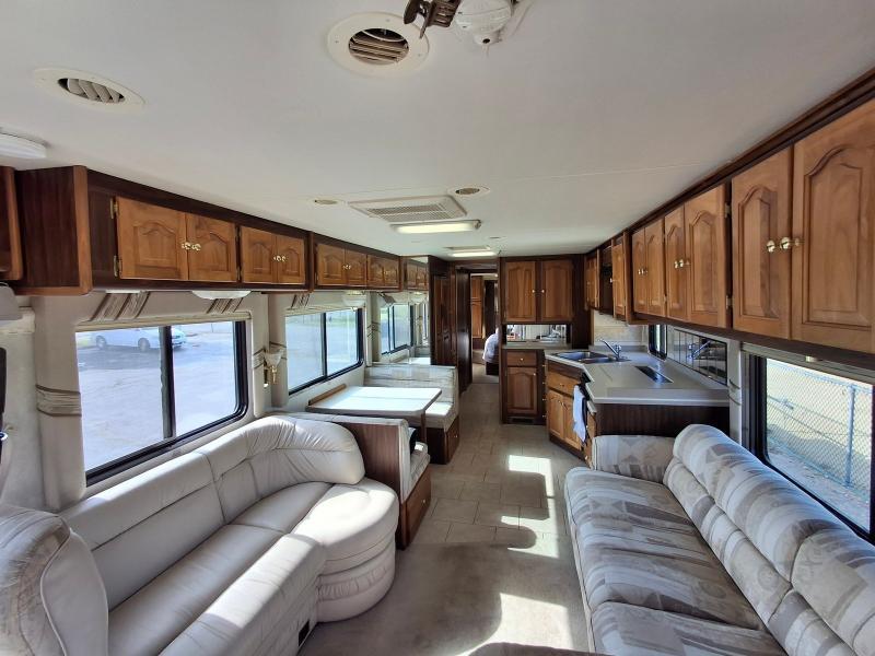Tiffin Motorhomes Phaeton  2003