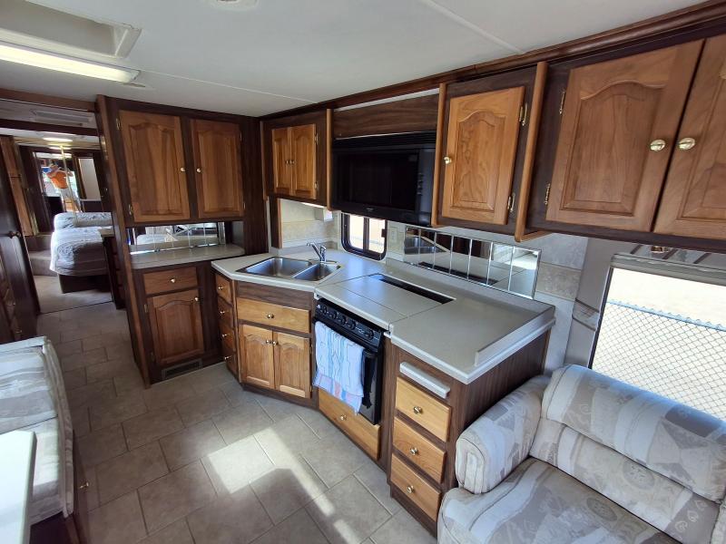 Tiffin Motorhomes Phaeton  2003