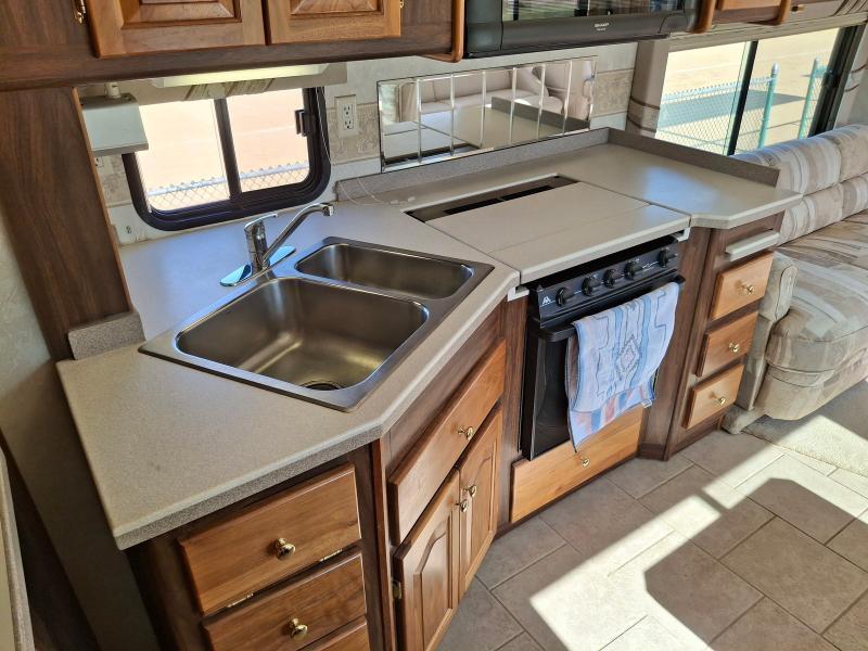 Tiffin Motorhomes Phaeton  2003