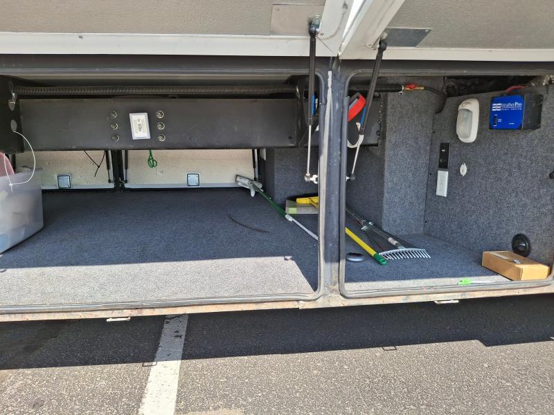 Tiffin Motorhomes Phaeton  2003