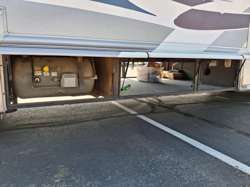 Tiffin Motorhomes Phaeton  2003