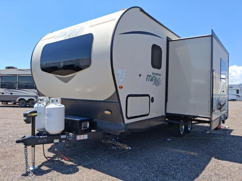 2020 Forest River Rockwood Mini Lite 2401S