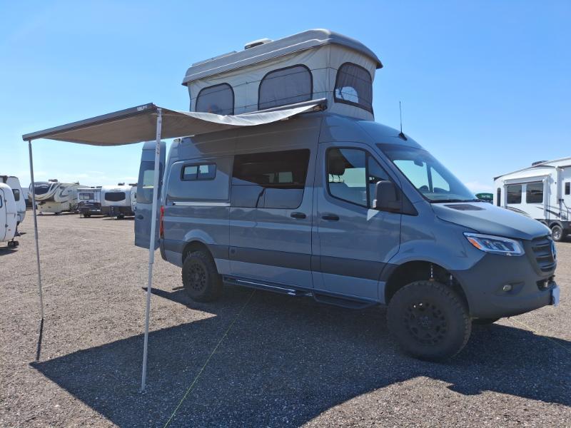 Mercedes-Benz 2500 Sprinter Vans  2023