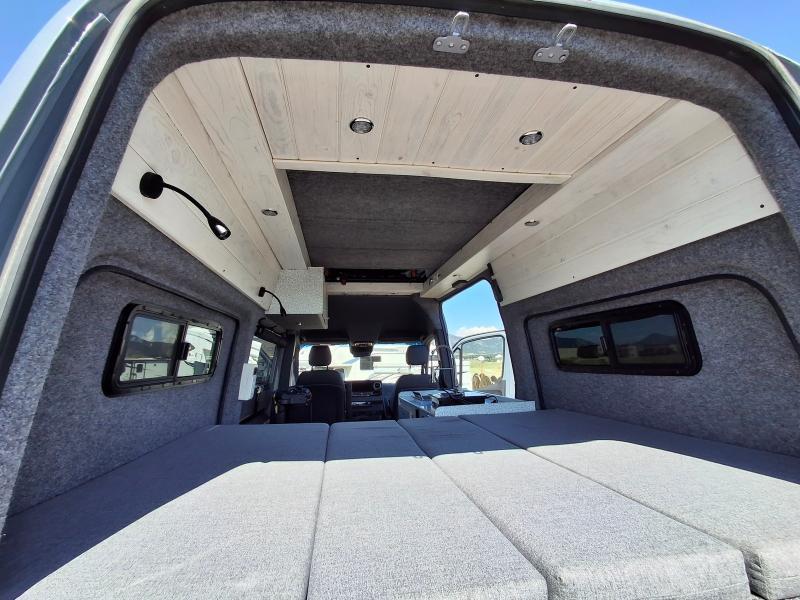 Mercedes-Benz 2500 Sprinter Vans  2023