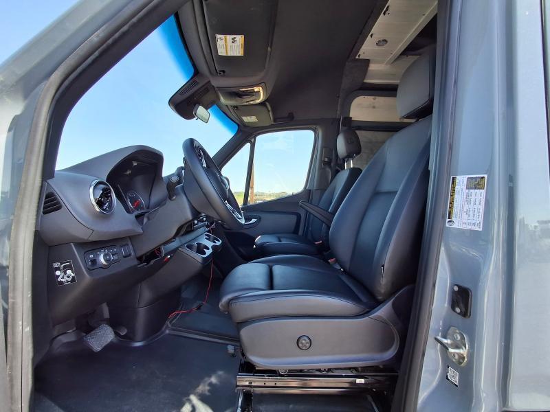 Mercedes-Benz 2500 Sprinter Vans  2023