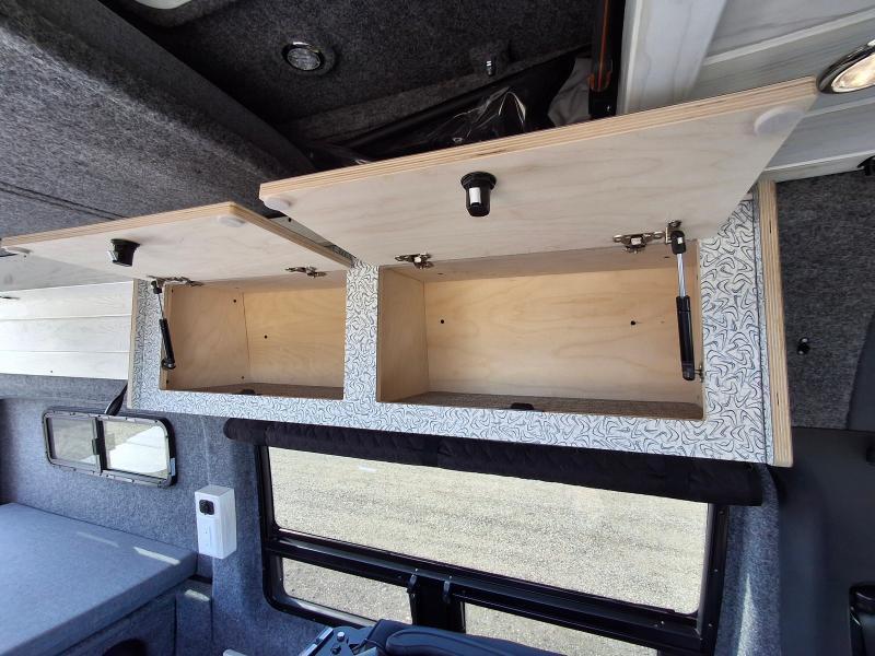 Mercedes-Benz 2500 Sprinter Vans  2023