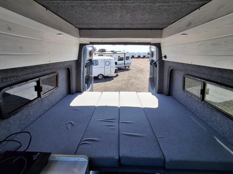 Mercedes-Benz 2500 Sprinter Vans  2023