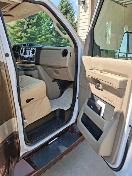 Coach House 231XL SD  2015