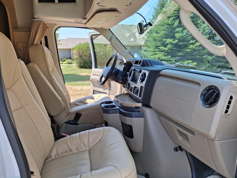 Coach House 231XL SD  2015