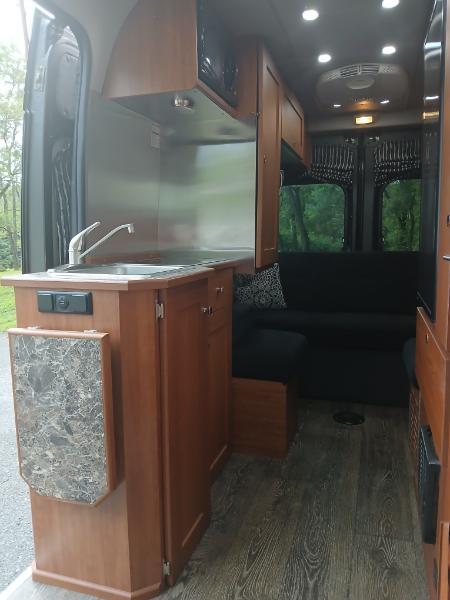 Roadtrek Motorhomes SS-Agile  2019