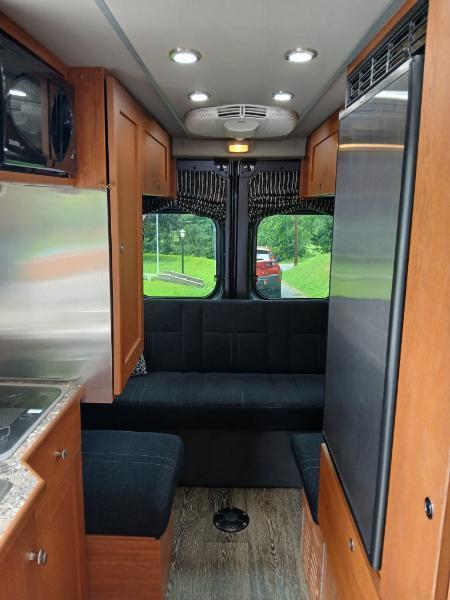 Roadtrek Motorhomes SS-Agile  2019