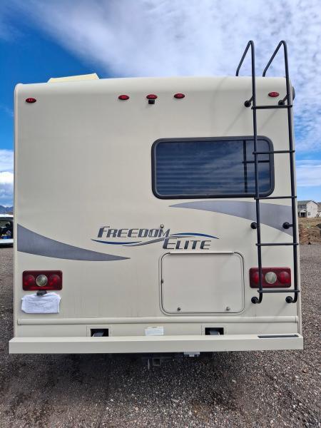 Thor Motor Coach Freedom Elite  2018
