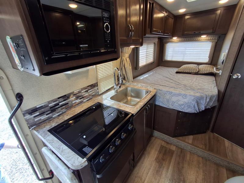 Thor Motor Coach Freedom Elite  2018
