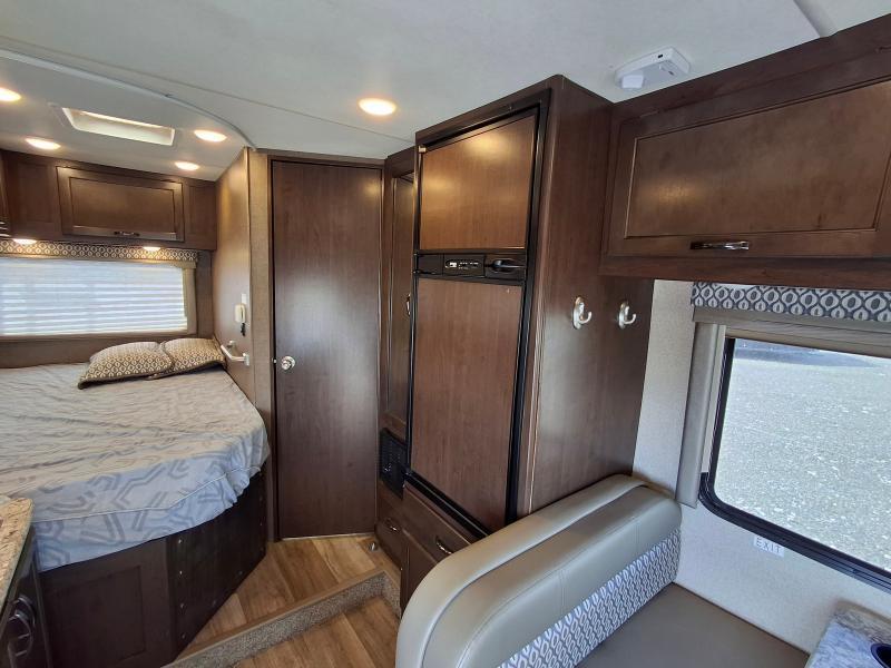 Thor Motor Coach Freedom Elite  2018
