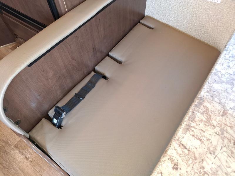 Thor Motor Coach Freedom Elite  2018