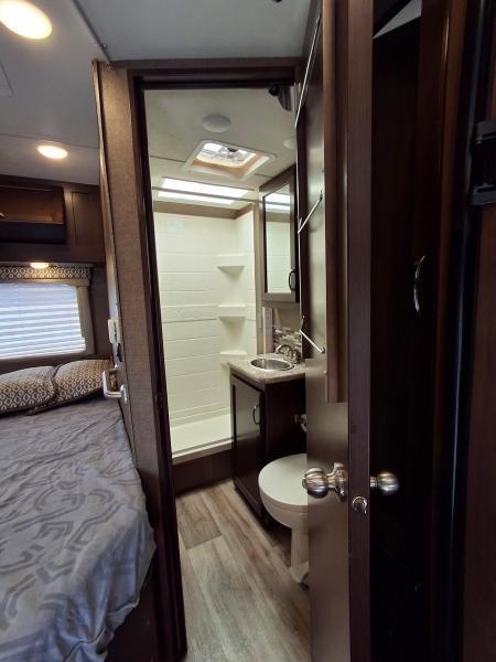 Thor Motor Coach Freedom Elite  2018
