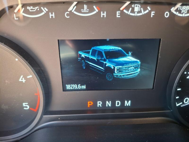 Ford F-350 Crew Cab  2024