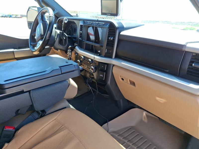 Ford F-350 Crew Cab  2024