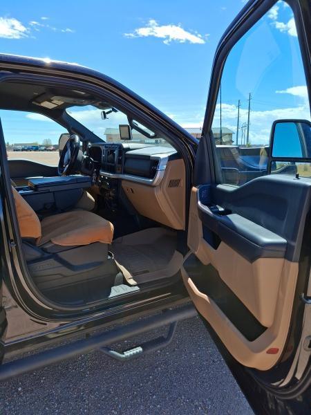 Ford F-350 Crew Cab  2024