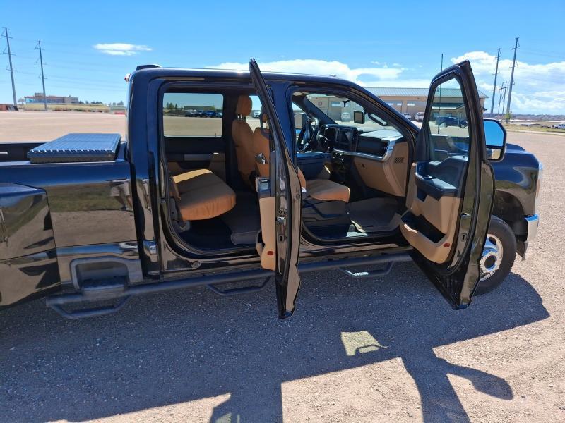 Ford F-350 Crew Cab  2024