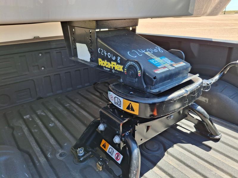 Ford F-350 Crew Cab  2024