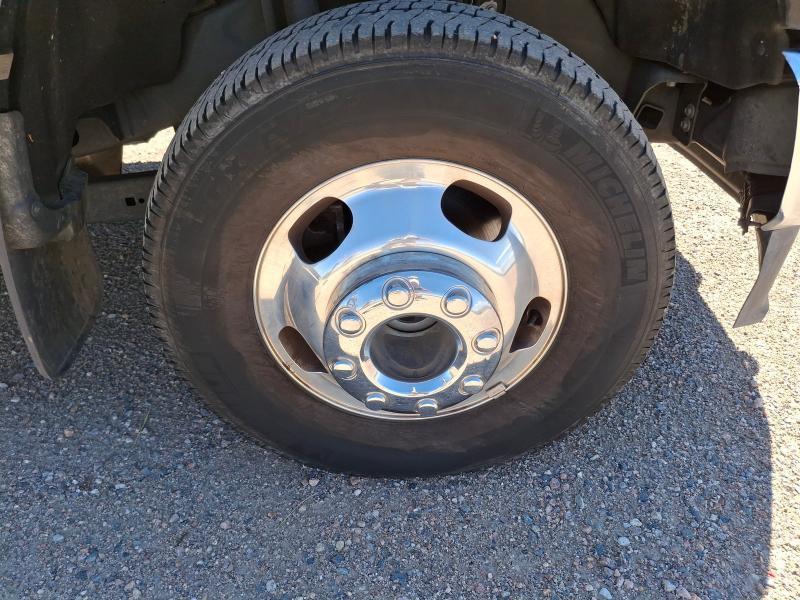Ford F-350 Crew Cab  2024