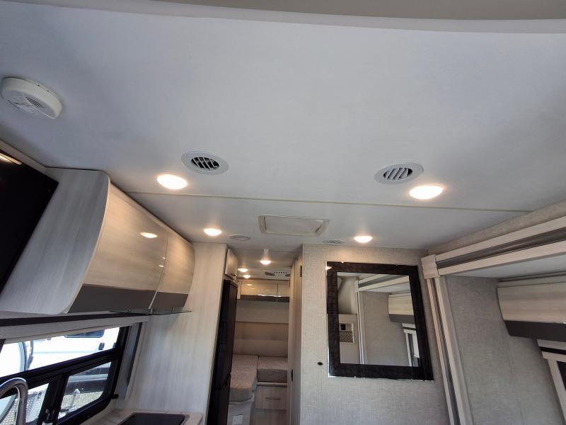 Thor Motor Coach Compass  2024
