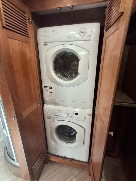 Tiffin Motorhomes Allegro Bus  2015