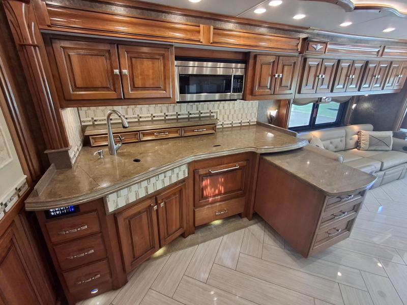 Tiffin Motorhomes Allegro Bus  2015