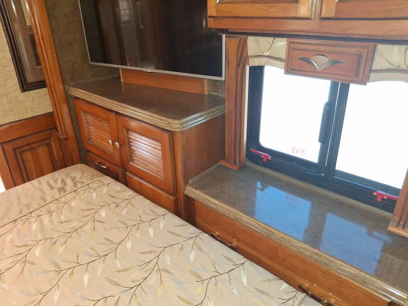 Tiffin Motorhomes Allegro Bus  2015