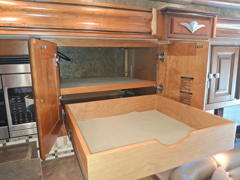 Tiffin Motorhomes Allegro Bus  2015