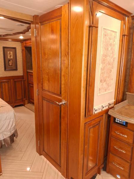 Tiffin Motorhomes Allegro Bus  2015