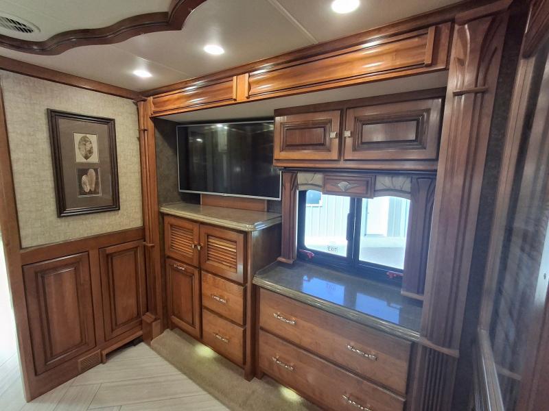 Tiffin Motorhomes Allegro Bus  2015