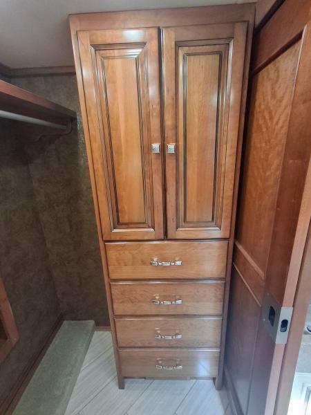 Tiffin Motorhomes Allegro Bus  2015