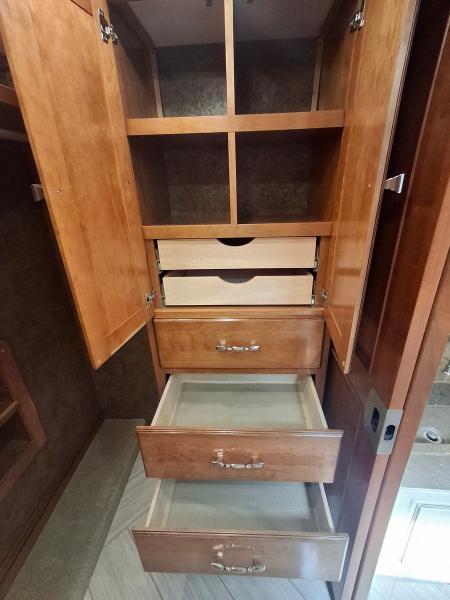 Tiffin Motorhomes Allegro Bus  2015