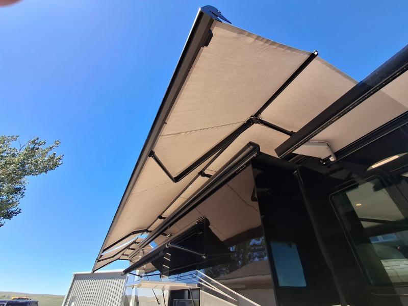 Tiffin Motorhomes Allegro Bus  2015