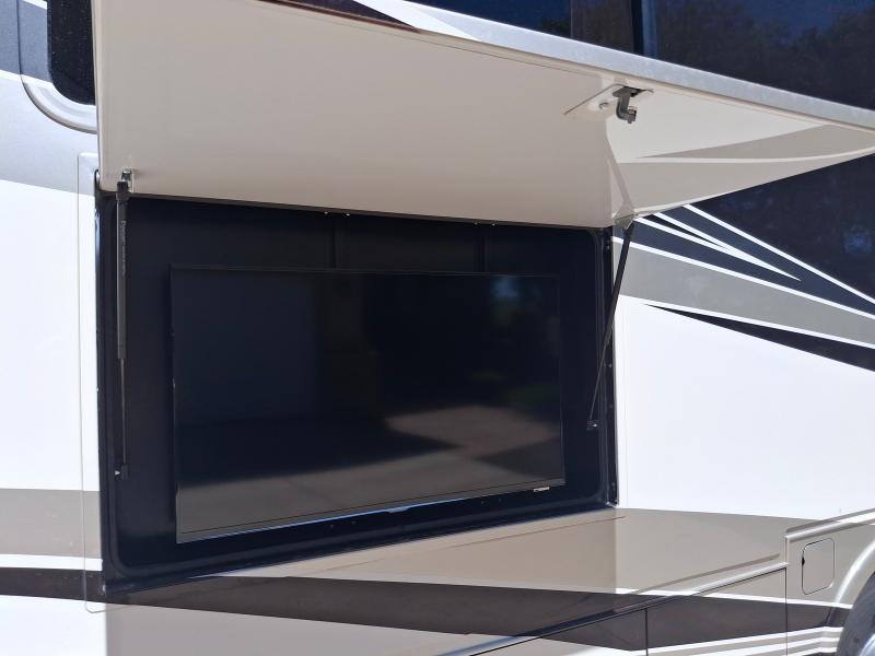 Tiffin Motorhomes Allegro Bus  2015