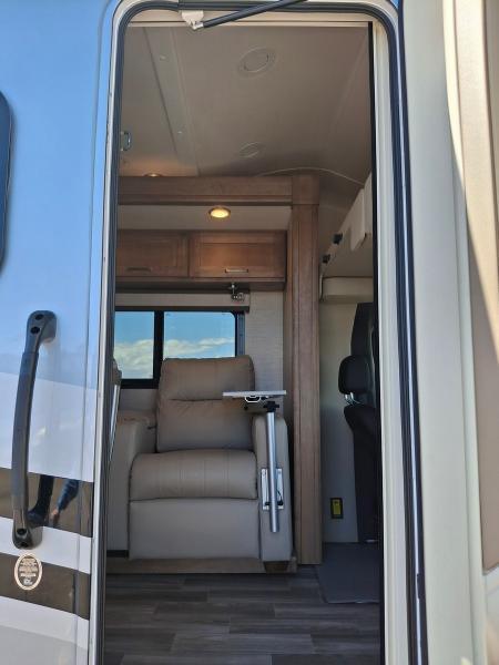 Tiffin Motorhomes Wayfarer  2023