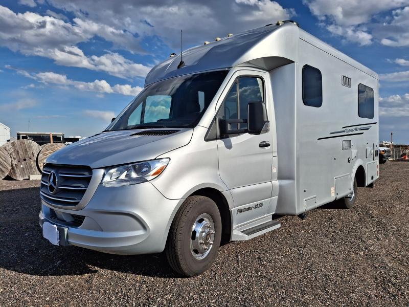 Pleasure-Way The Plateau XLTD  2020