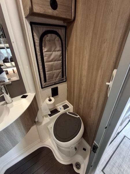 Winnebago Ekko  2025