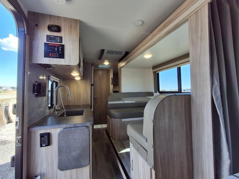 Winnebago Micro Minnie  2022
