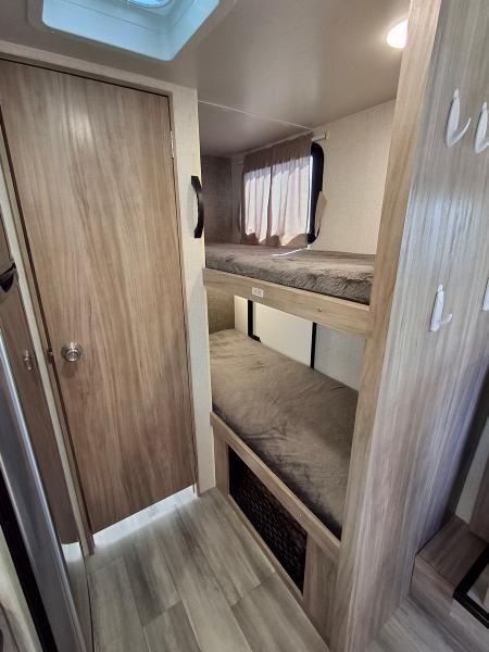 Winnebago Micro Minnie  2022