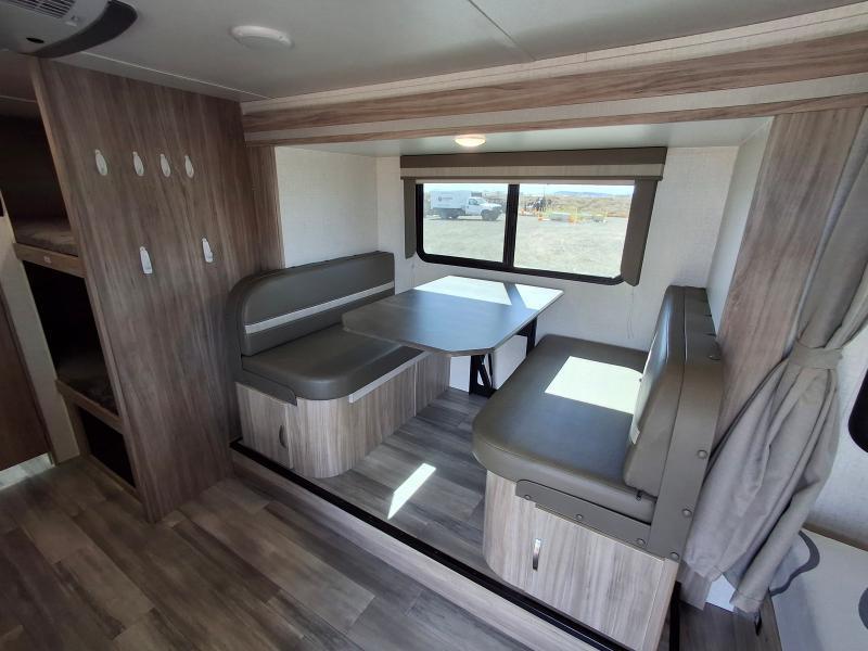 Winnebago Micro Minnie  2022